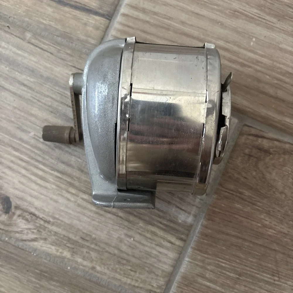 Vtg Boston Model KS Manual Pencil Sharpener Metal Base w/ Revolving 8 Hole Sizes